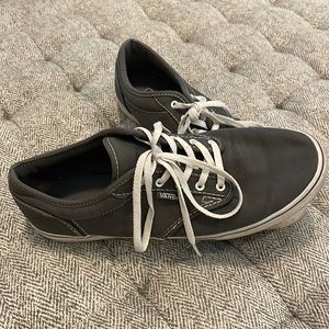 Vans size 9.5